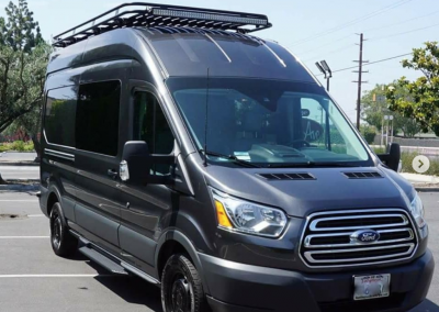 Ford_Transit_148_High-Roof_Cargo_Van_with_Roof_Rack_1024x1024
